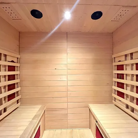 Aux Hirondelles Holiday home