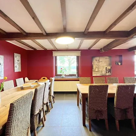 Aux Hirondelles Holiday home *